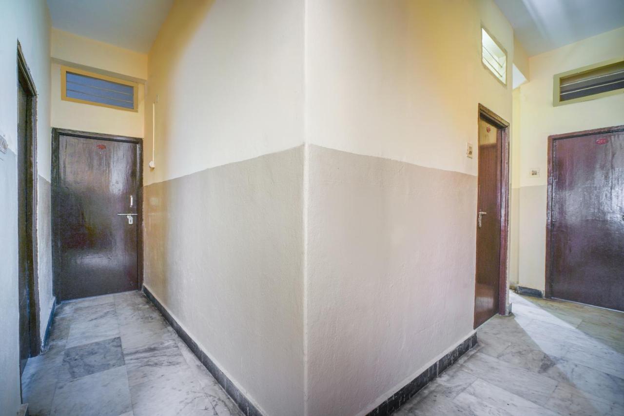 Spot On Sri Sai Lohith Lodge Near Snow World Secundurabad Екстериор снимка