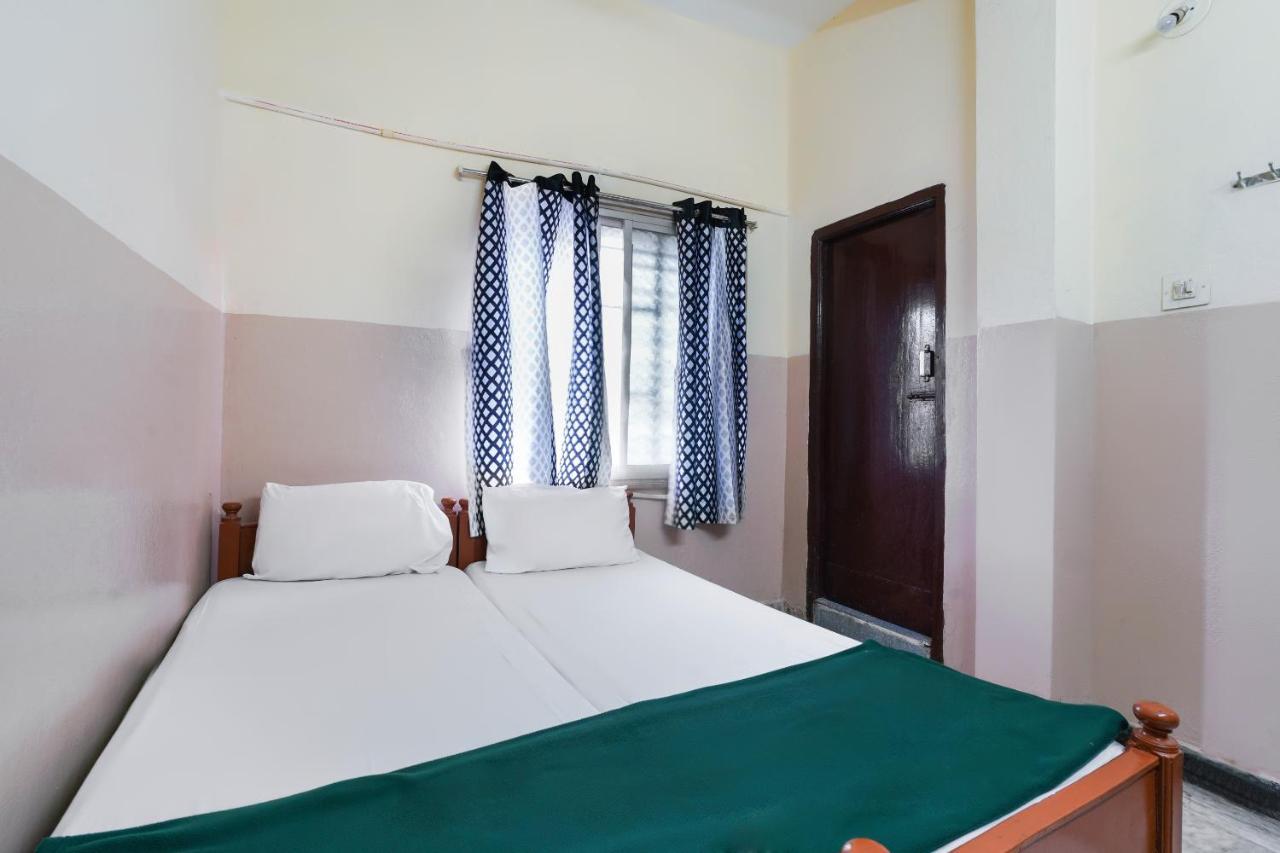 Spot On Sri Sai Lohith Lodge Near Snow World Secundurabad Екстериор снимка
