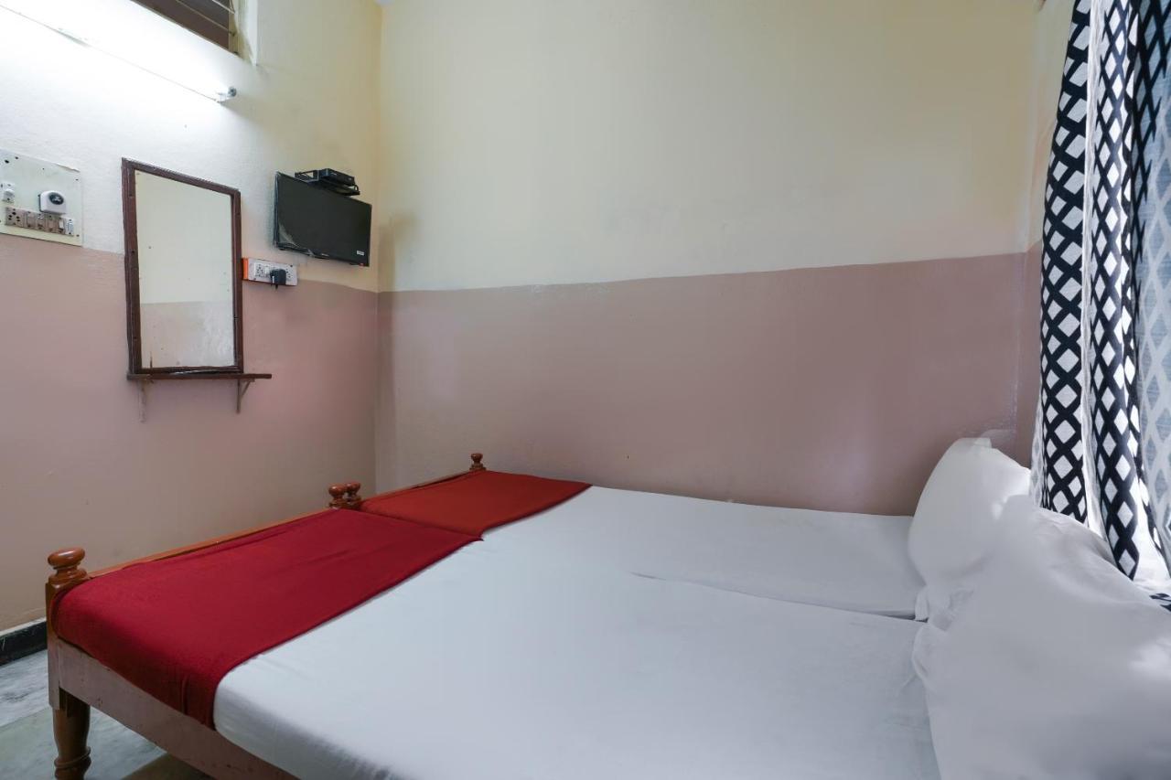 Spot On Sri Sai Lohith Lodge Near Snow World Secundurabad Екстериор снимка